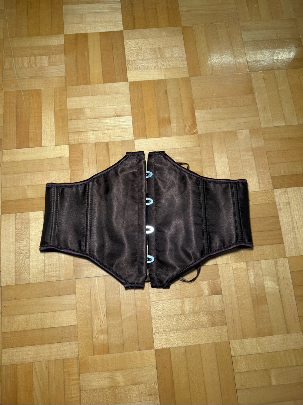 Underbust corset